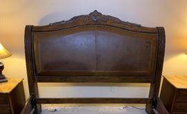 King Leather/Wood Sleigh Bed (No Mattress)	67x81x108in	HxWxD