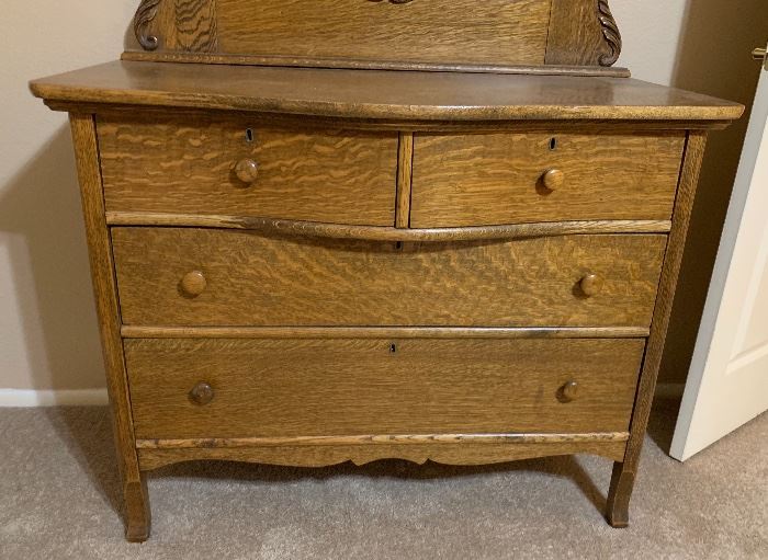 Antique Quarter Sawn Oak Dresser w/ Mirror 33.5 (+36 mirror) 42x21in HxWxD