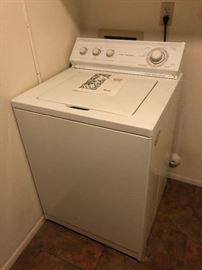 Whirlpool Ultimate care II washer super plus capacity