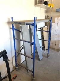 Werner PS48 500-Pound Capacity Portable Scaffold