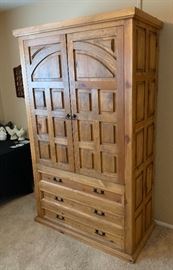 Rustic Cabinet/Wardrobe 79x48x25in HxWxD