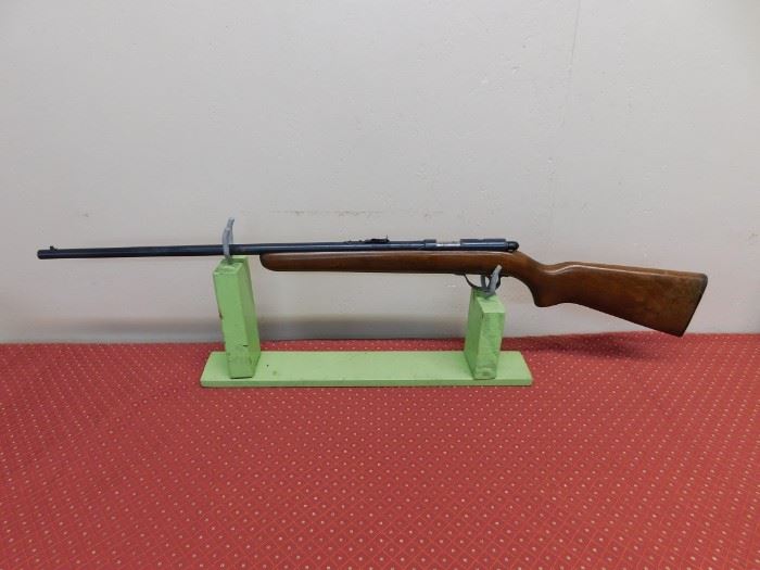 Remington Model 514 22 Rifle(Permit/CCW Required for Purchase)  
