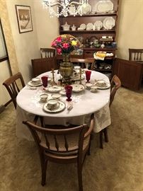 Vintage Drexel Dining Room Table Set