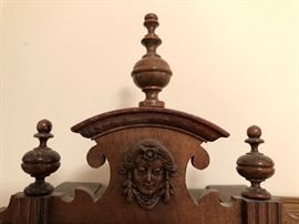 Antique Wall Hanging Pendelum Clock