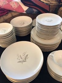 Kaysons “Golden Rhapsody” Fine China