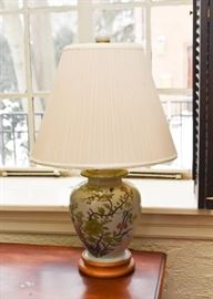 Oriental Ceramic Table Lamp