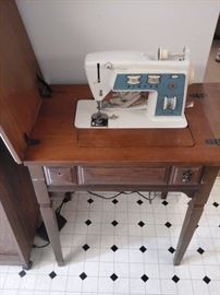 Singer Touch and Sew II (working)