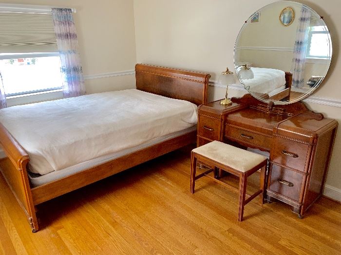 Art Deco bedroom set - mattress/box spring NOT for sale