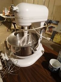 Kitchenaid 6 qt stand mixer w bowl accessories ...