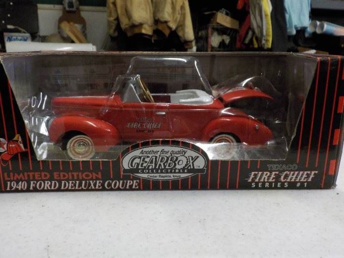 Gearbox collectable Pedal car 1940 Ford deluxe con ...