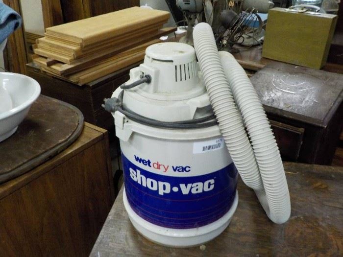 shop vac wet and dry WORKS