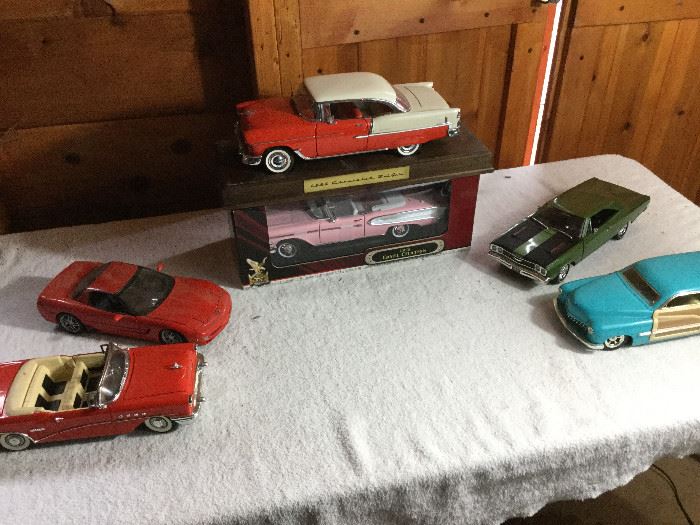Die Cast Car Collection         https://ctbids.com/#!/description/share/86316