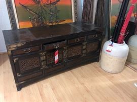 Antique Brass Adorned Chest&nbsp;&nbsp; &nbsp;18x39x14in&nbsp;&nbsp; &nbsp;HxWxD