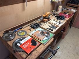 Antique woodworkers table Carpenter's bench