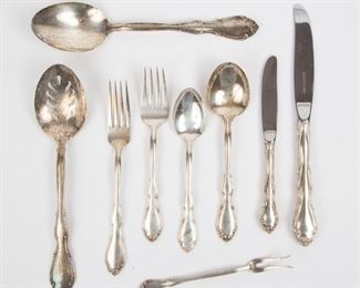Lot 92: Towle Sterling 'Fontana' Flatware