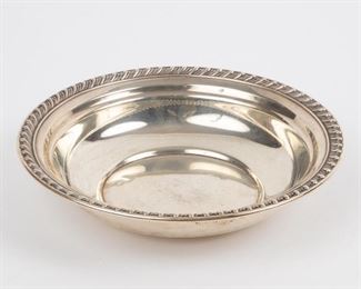 Lot 96: Wallace Sterling Bowl