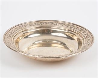 Lot 97: R. Wallace & Sons Sterling Bowl