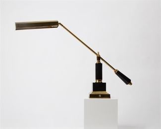 Lot 135: House of Troy P10-190-M Balance Arm Piano Lamp