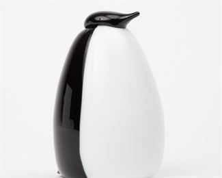 Lot 167: Oiva Toikka For Iittala Art Glass Penguin