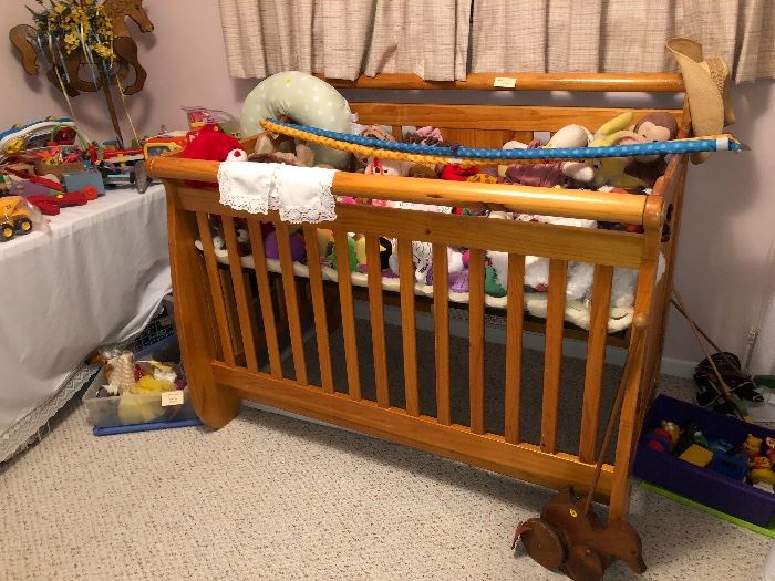 Baby Bed 
Current style. 