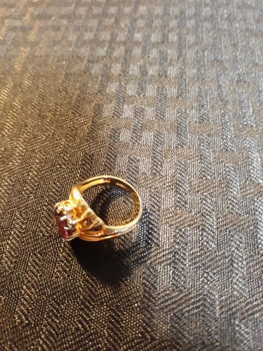 18K Gold Ring with stones and more
