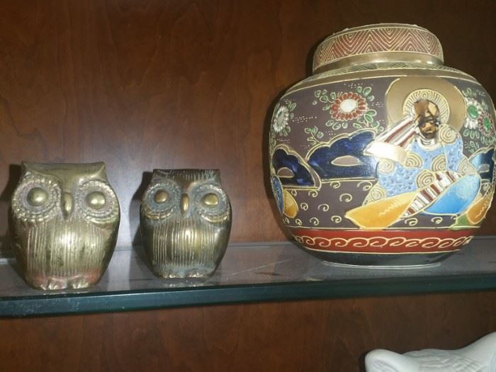 Ginger jar, Owls