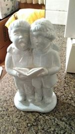 Isabel Bloom carolers figurine https://ctbids.com/#!/description/share/98088