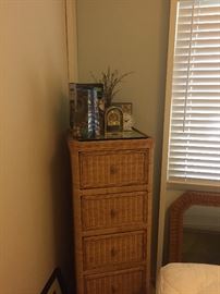 Wicker skinny chest