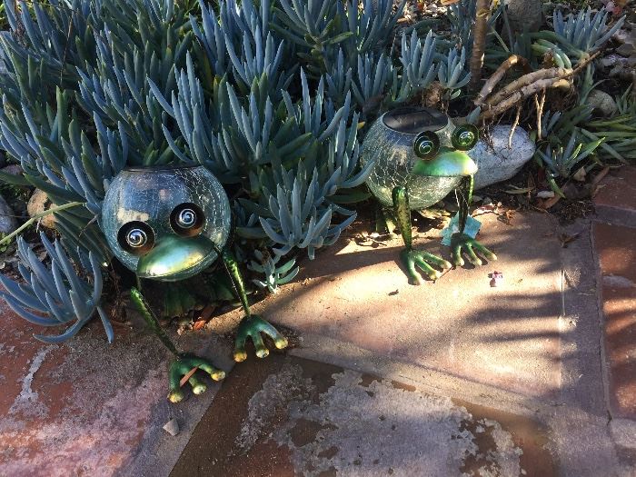 Garden decor
