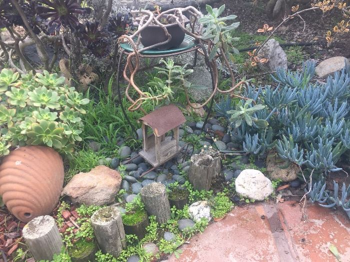 Plants and outdoor decor