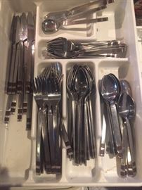 MCM FLATWARE SET