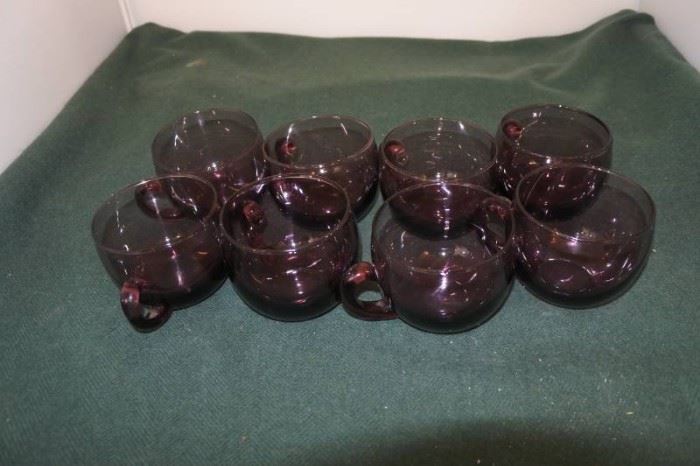 8 Plum Purple Glass Set