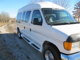 2006 FORD E250 REGENCY CONVERSION VAN 97,480 ACT...