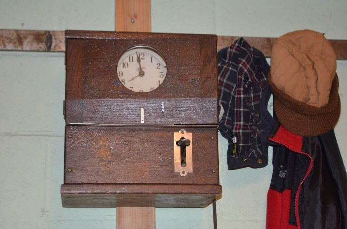 Vintage time clock, functioning, $185