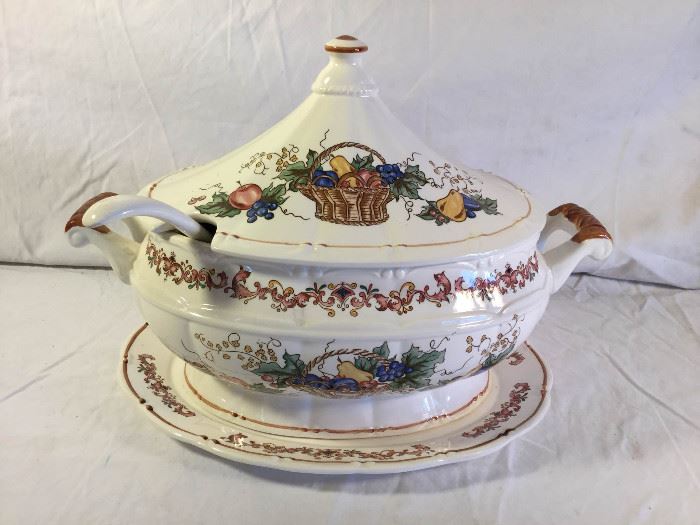 Vintage Porcelain Soup Tureen Ladle & Platter https://ctbids.com/#!/description/share/86899