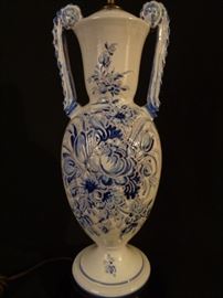 Vintage Italian pottery table lamp