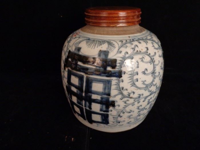 Antique Chinese porcelain triple happiness jar