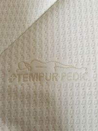 King Tempur-Pedic Allura Mattress