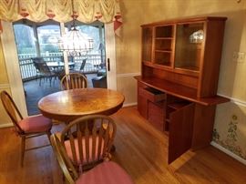 Oak Pedestal Dining Table, Peacock back Windsor chairs