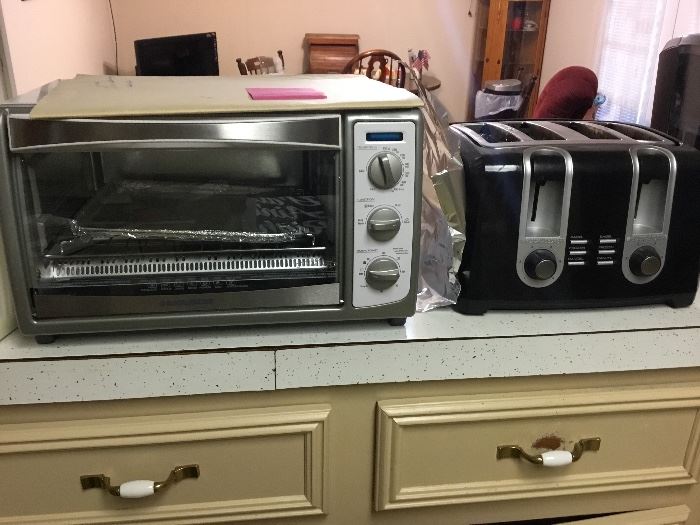Toaster Oven & 4 slice toaster 