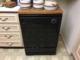 Portable dishwasher