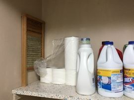 Washer/Dryer closet items