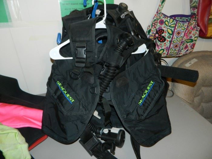 Breath control diving vest