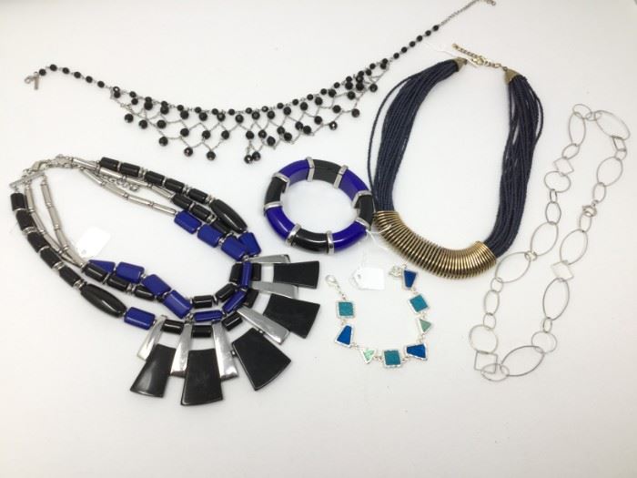 Black & Blue Costume Jewelry https://ctbids.com/#!/description/share/86835