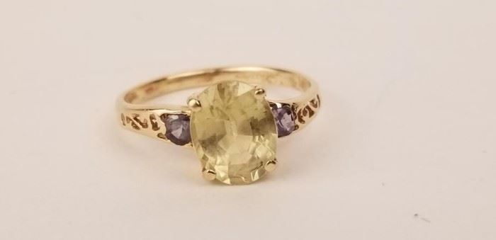 14K Ring with 1 Chrysoberyl and 2 Zoisite, Size 5 https://ctbids.com/#!/description/share/87877