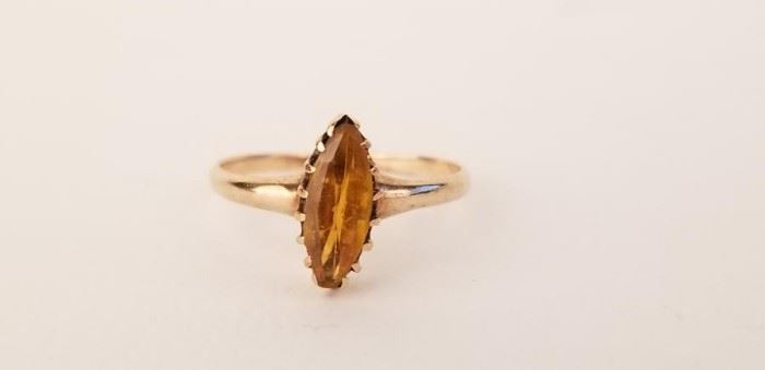10K Amber Ring, Size 4 1/4  https://ctbids.com/#!/description/share/87881