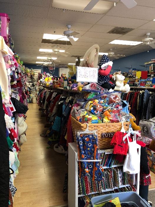Kidz Closet liquidation sale!! 
50/75% off of the entire store! 
Open until it’s all sold out! 