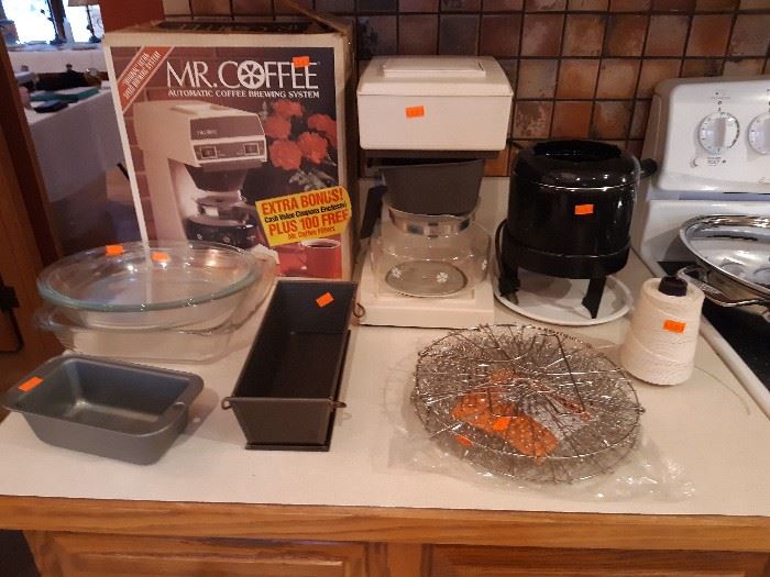 Coffee makers and kitchen 