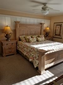 Stunning bedroom set; lamps & bedding; furniture is American Drew