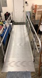 Prairie View Industries 16’ x 36” Aluminun Modular Entryway Wheelchair Ramp Like New and great condition.